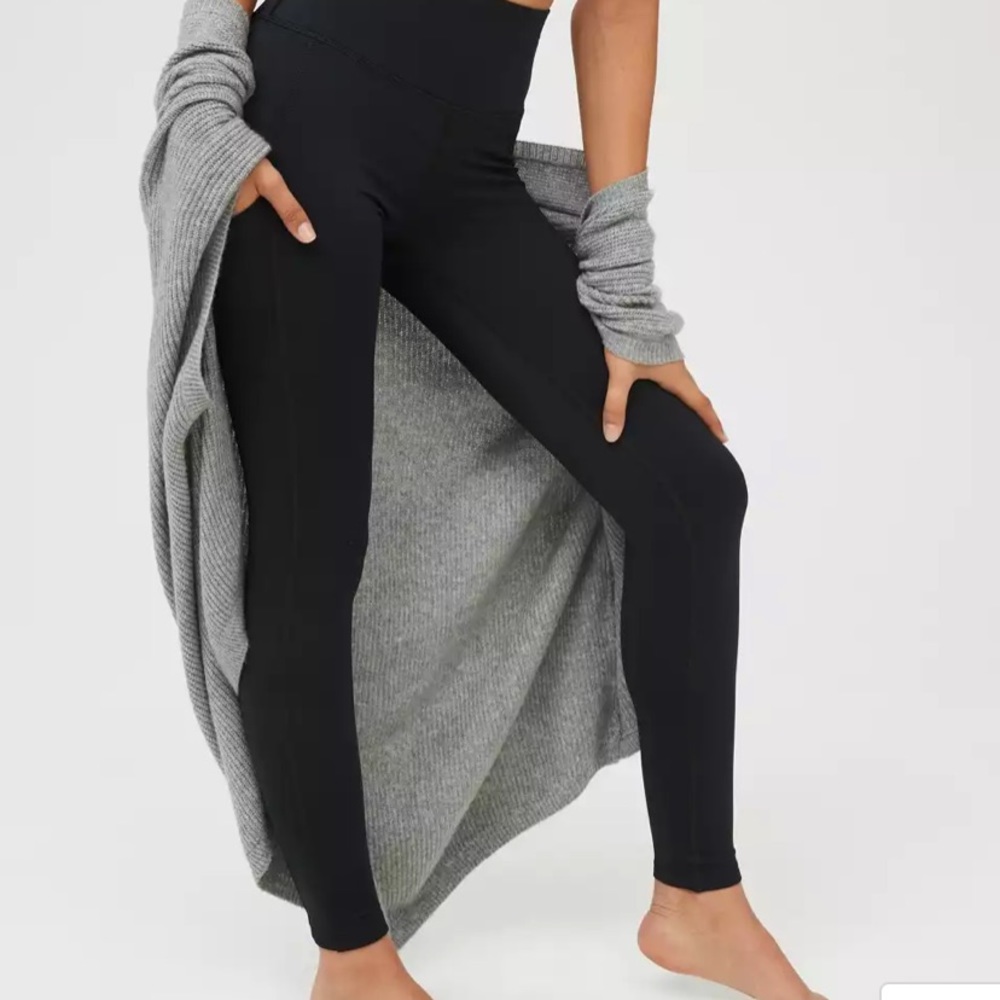 Aerie fleece lined offline leggings size xl.  Never worn